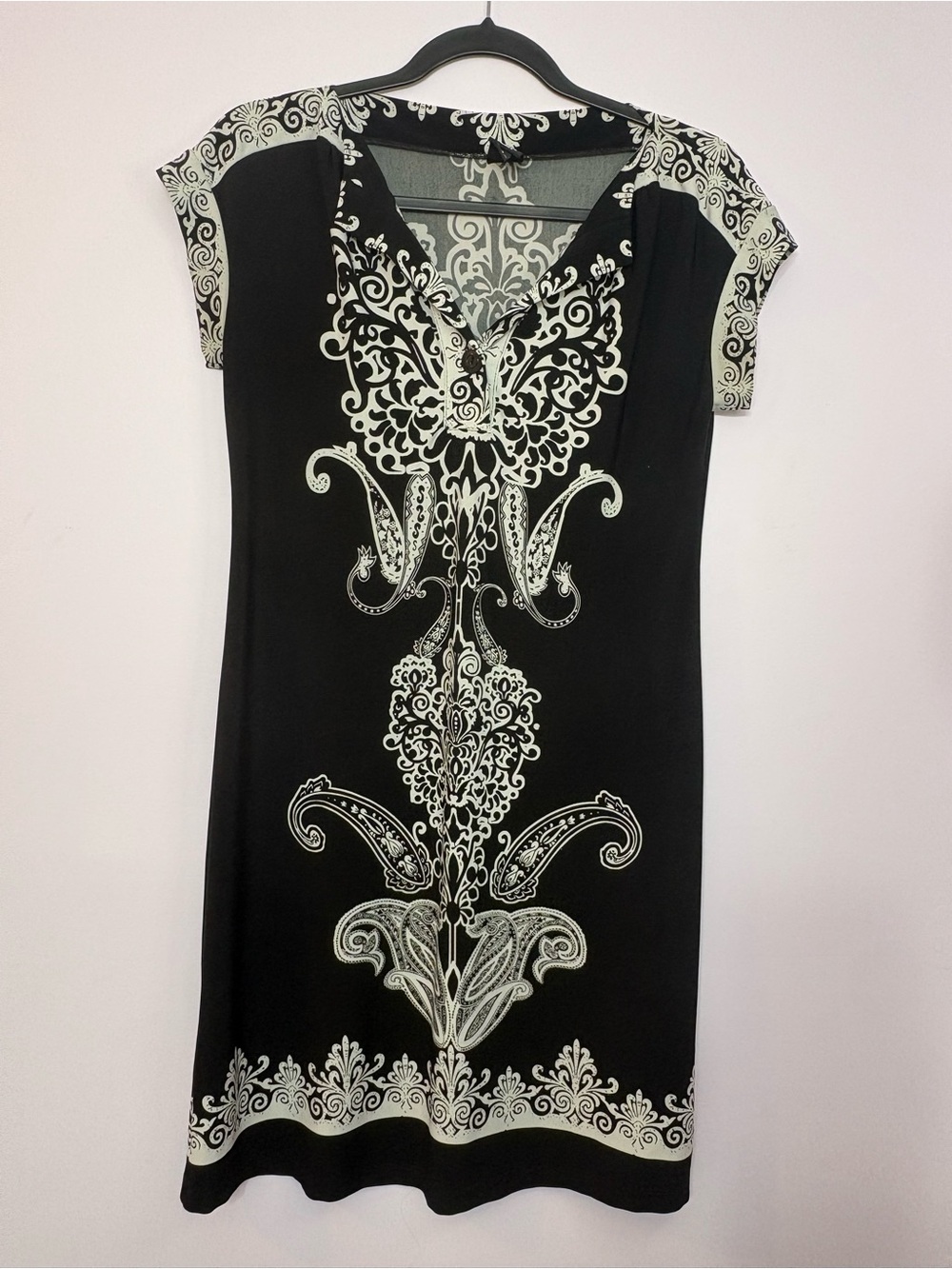 Saint Tropez West Black and White Printed Short Sleeve Dress